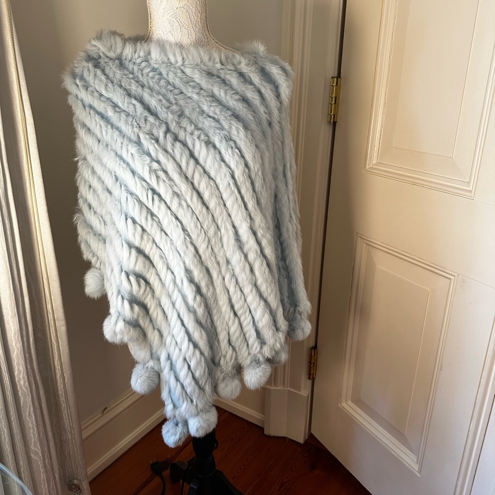 Elegant Light Blue Real Rabbit Fur Knitted Poncho
